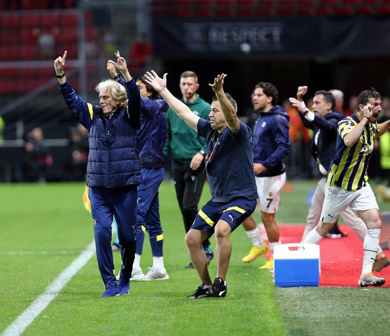 Son Dakika: Fenerbahçe Fransada pes etmedi İki isim çok konuşuldu... Çıkışı peri masalı gibi, o ise en zayıf halka...