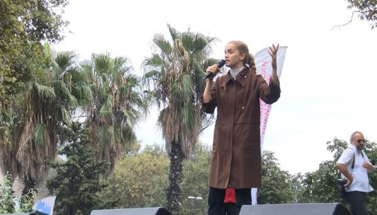 Fatihte LGBTİ karşıtı Büyük Aile Buluşması gerçekleşti