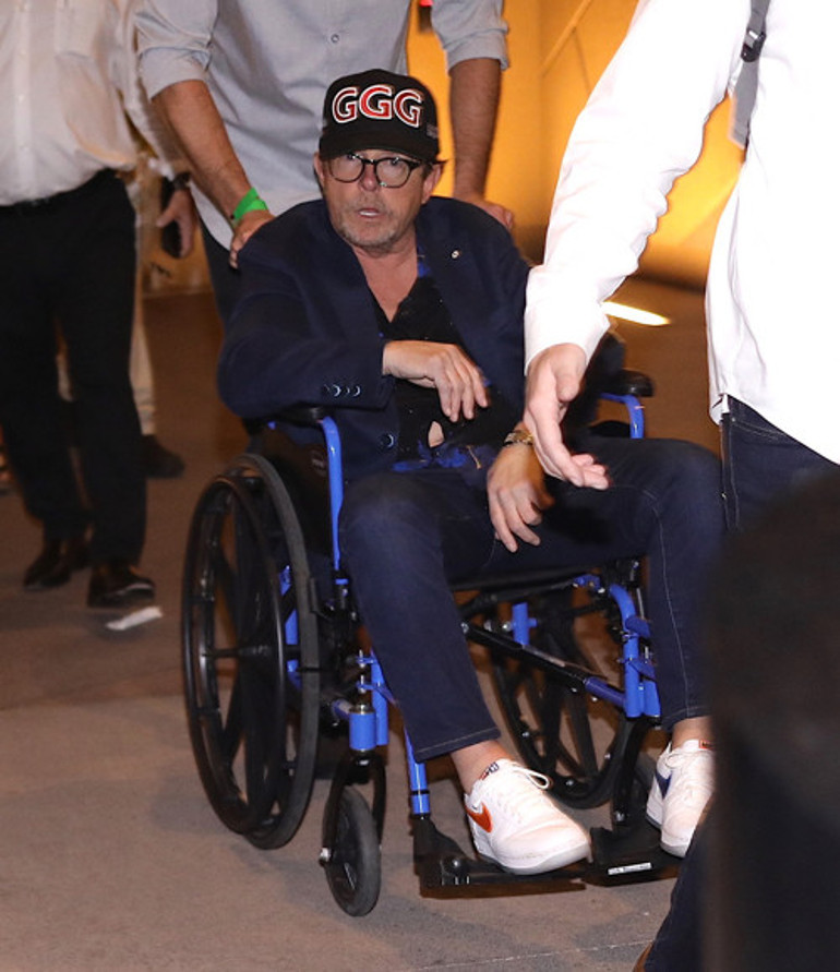 Ünlü oyuncu tekerlekli sandalyede: Kesin tedavisi yok, yüzleştim ve kabullendim