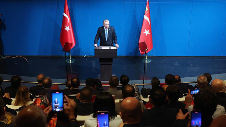 Cumhurbaşkanı Erdoğandan peş peşe görüşmeler...