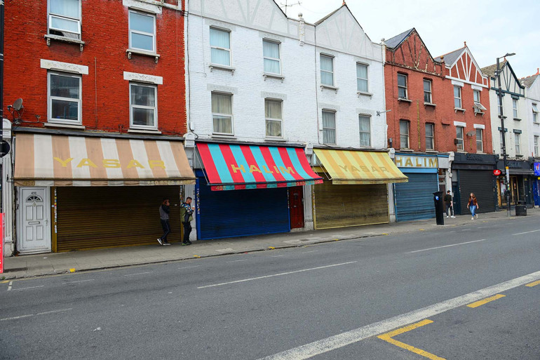 Bu işyerlerini pandemi bile kapatamamıştı, Londra’nın kuzeyinde hayat durdu
