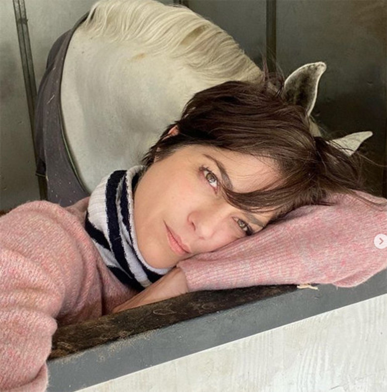 Ünlü oyuncu artık bastonsuz ayakta duramıyor: Ağlatan dans