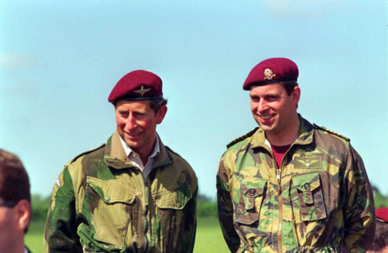 Daha Kraliçe hayattayken taht savaşı yaşanmış: Charles kral olmasın diye...