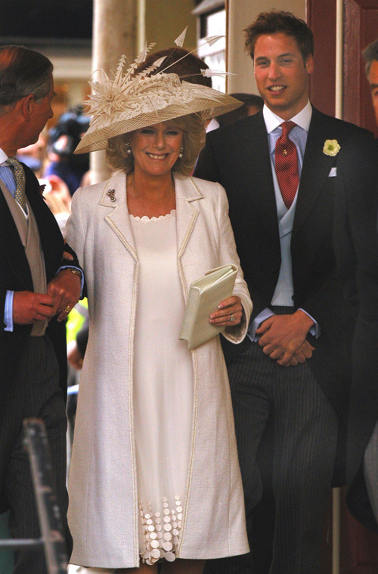 Daha Kraliçe hayattayken taht savaşı yaşanmış: Charles kral olmasın diye...