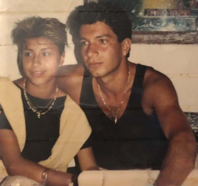 Ediz Hundan çifte kutlama... Berna ile 50. yılımız