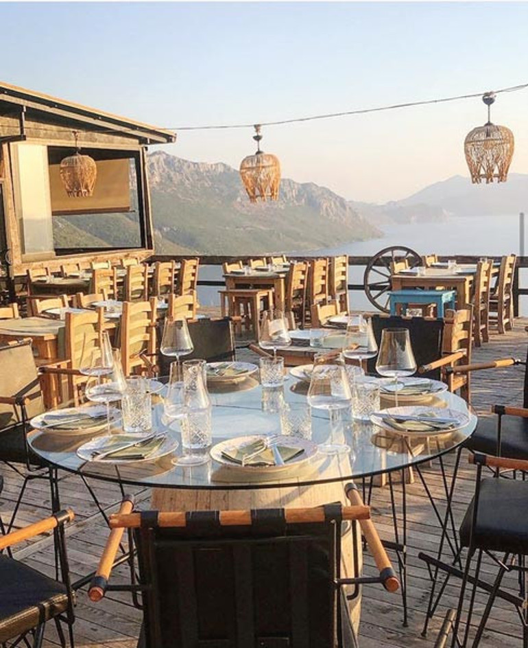 Bu ‘manzara’ Fransız öpücüğü gibi...