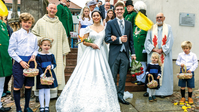 Mersinli Hande Düşes oldu