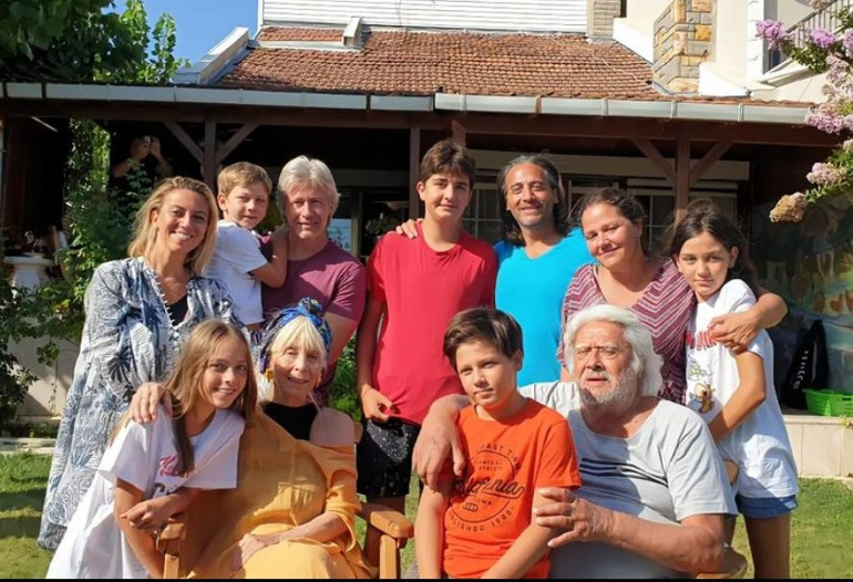 Uzun süre hasret kalmıştı... Dede-torun buluştu