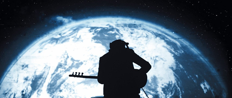 ‘Gurbet içimde bir ok’