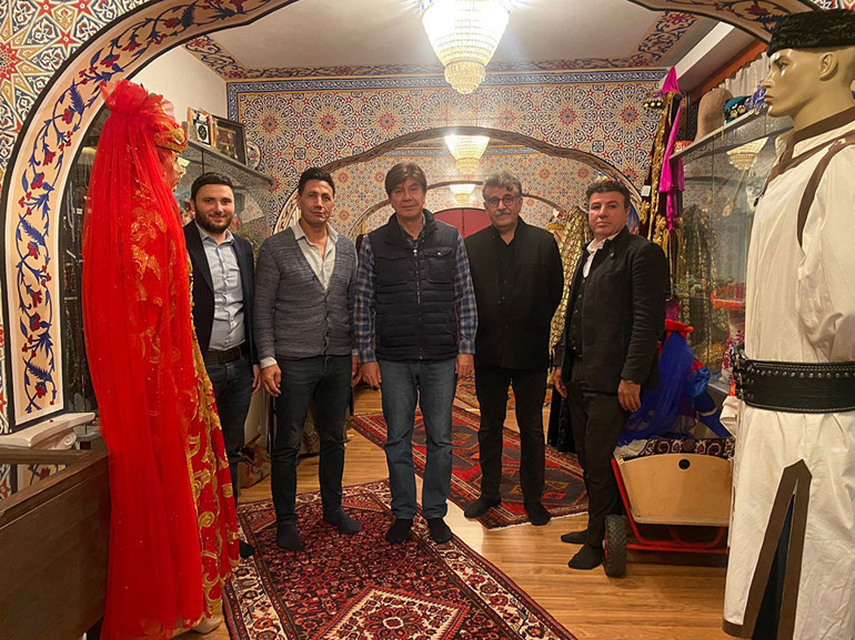 Menderes Türel’e Nürnberg’de yoğun ilgi