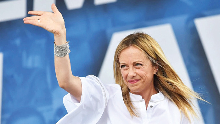 Varsın faşist olsun yeter ki Putin’e karşı olsun