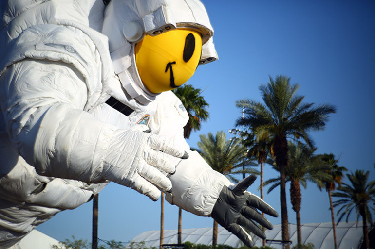 50 yıl ve 500 milyon dolar... Hepimizin hayatındaki o gülen yüzün arkasındaki dev şirket