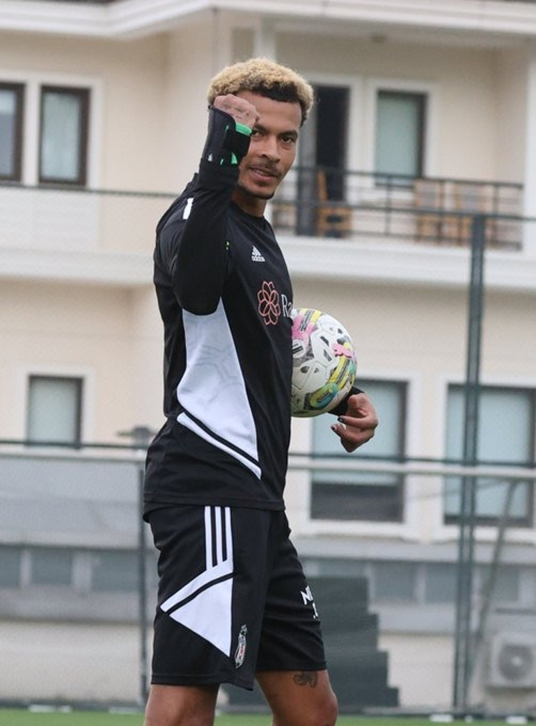 Son Dakika: Derbide Fenerbahçenin golcüsü kim olacak Beşiktaşta kaleyi kim koruyacak 5 isimle özel görüşme...