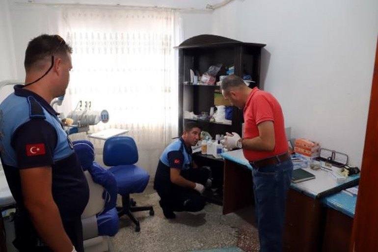Mersinde ruhsatsız diş kliniği mühürlenip kapatıldı