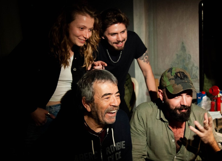 Akis’in kamera arkası