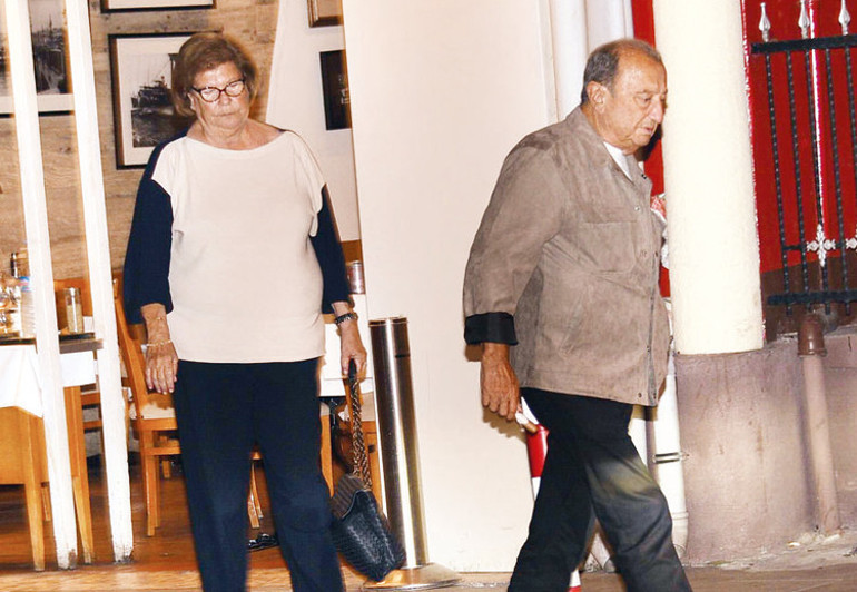 İzzet Antebi ile aşk yaşayan Tuvana Türkay aileye girdi