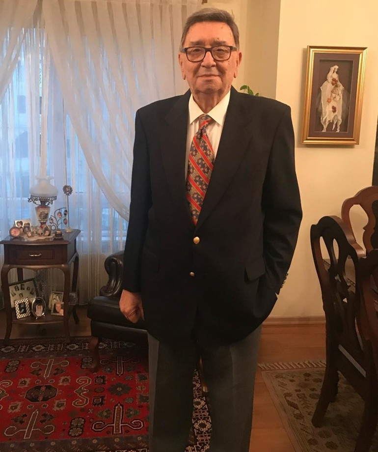 Sunucu Bülent Özverenin sağlık durumunu eşi Sebla Özveren açıkladı