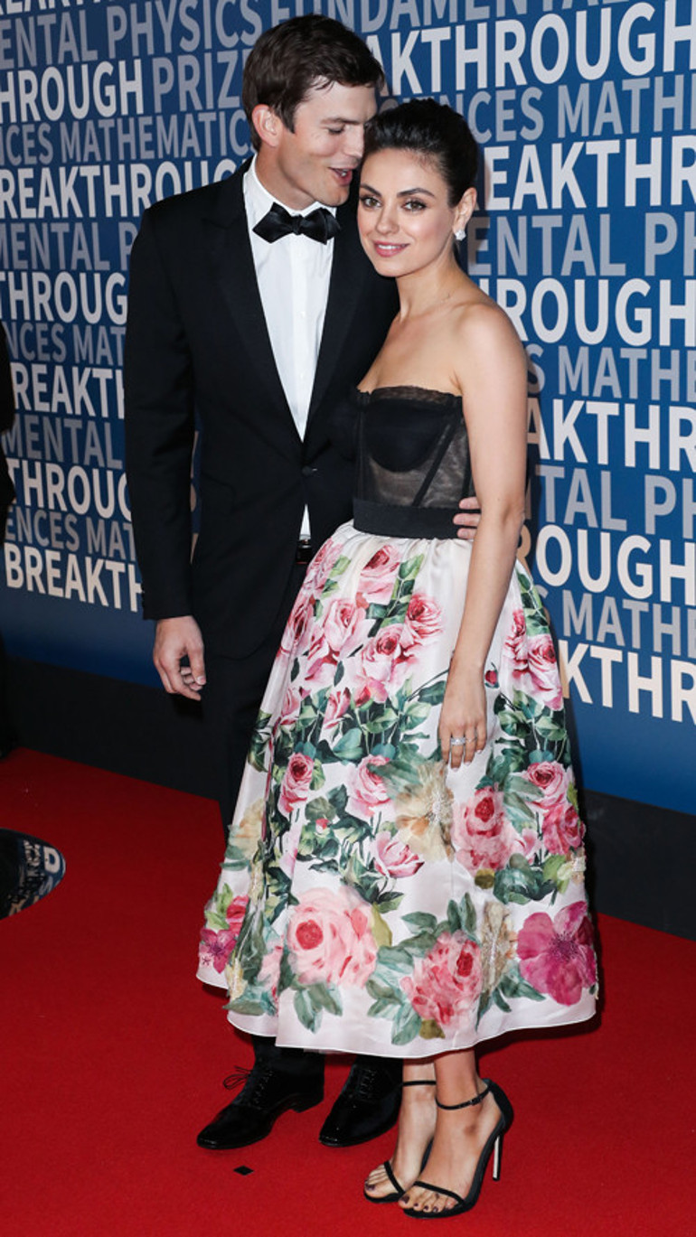 Sabahın köründe kapısına dayanıp beni çılgına çeviriyorsun diye bağırdı: Ünlü oyuncu aşkını böyle ilan etmiş