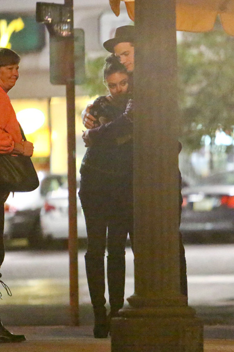 Sabahın köründe kapısına dayanıp beni çılgına çeviriyorsun diye bağırdı: Ünlü oyuncu aşkını böyle ilan etmiş