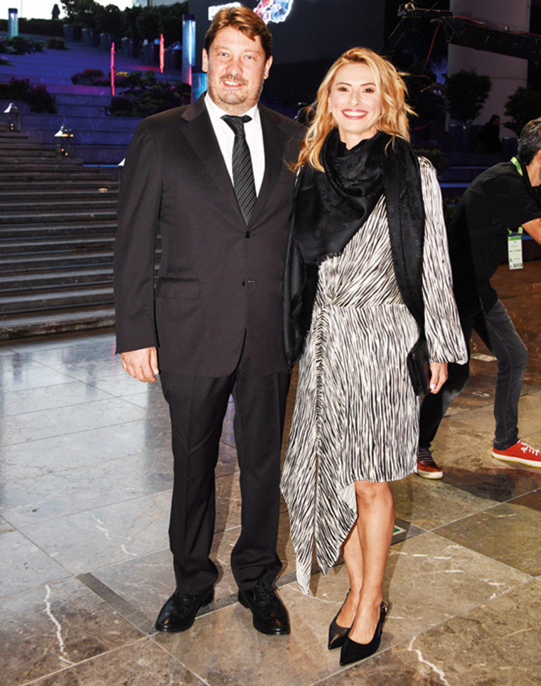 25. yıla özel kutlama