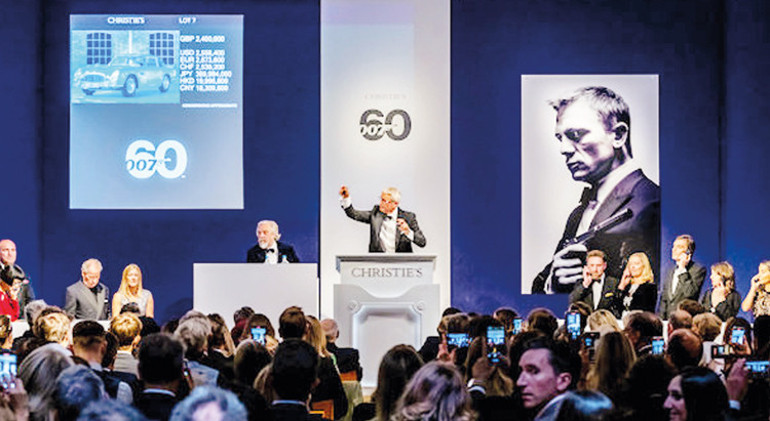 James Bond’un otomobiline rekor teklif