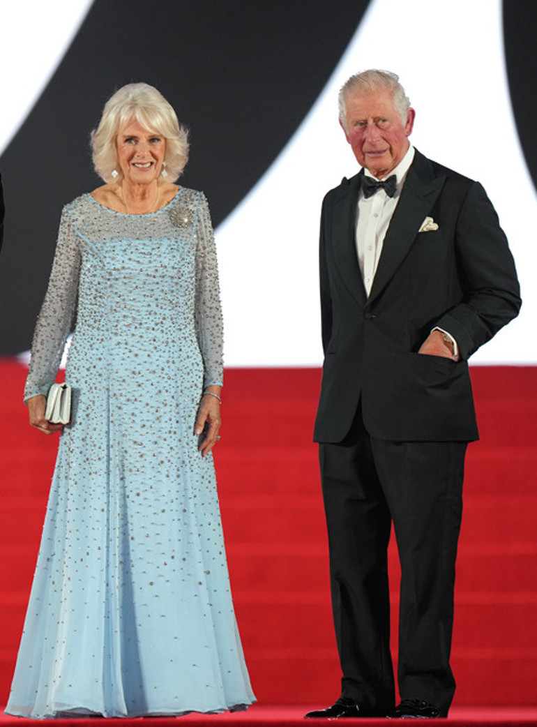 Gözü Dianayı bile görmedi: Camilla, Charlesı kendine böyle bağlamış: Benim sevgili kraliçem