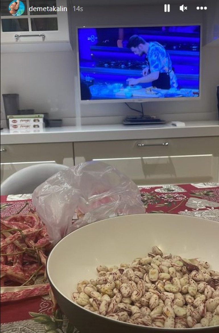 Semt pazarında ünlü var