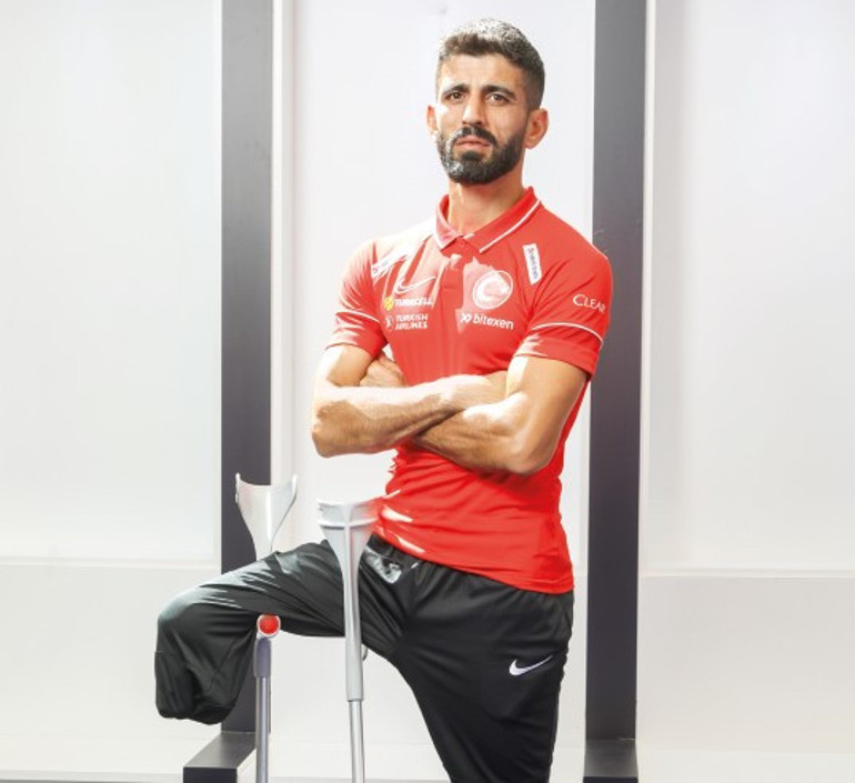 Ampute futbol sayesinde kabuklarını kırıyorlar