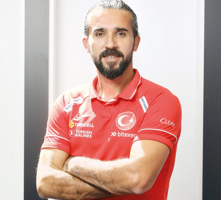 Ampute futbol sayesinde kabuklarını kırıyorlar