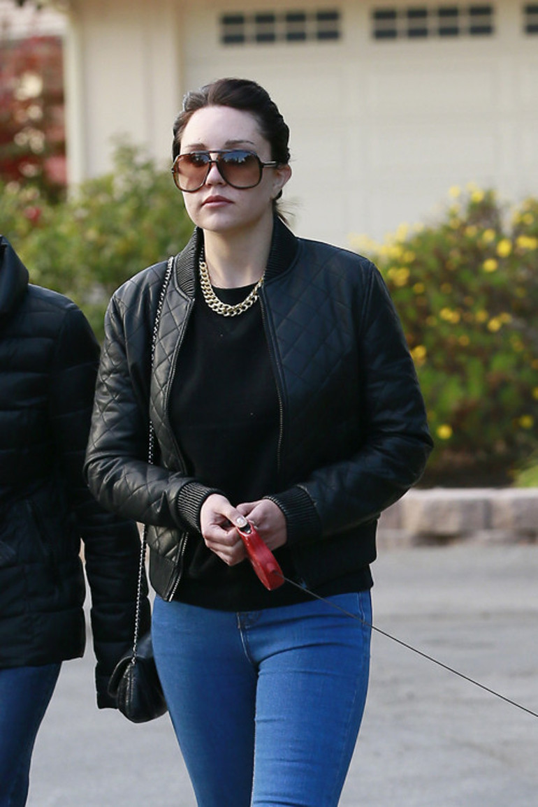 Bir dönemin çocuk yıldızıydı: O artık manikürcü