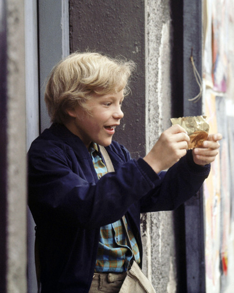 Bir dönemin çocuk yıldızıydı: O artık manikürcü