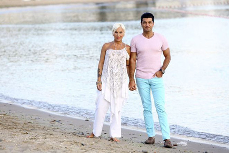 Sil, süpür, yemek pişir, geçiyor zaman... Yeni yaşına girmesine 18 gün kalmıştı