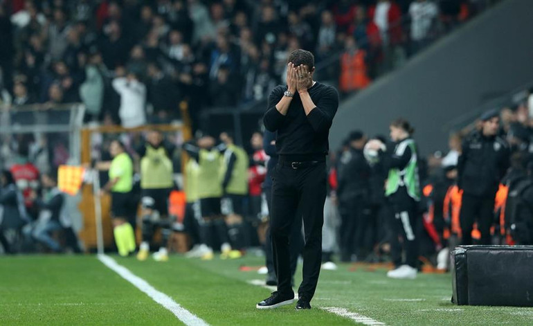 Son Dakika: Beşiktaşta Trabzonspor beraberliğinin faturası Valerien Ismaele kesildi Futbol seyreden herkes biliyor, o hâlâ göremedi...