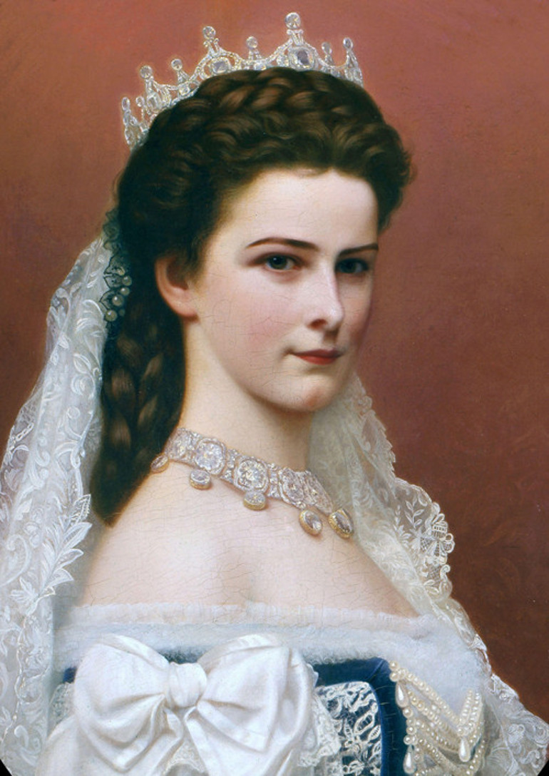 Dianadan yıllar önce o vardı: Keskin törpü, incecik belini saran korseyi geçti ve kalbine saplandı