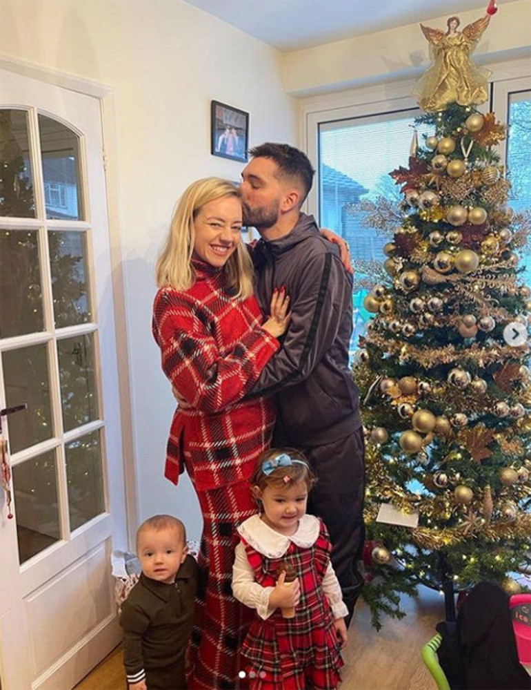 Genç yaşta ölen şarkıcının oğluna boynu bükük doğum günü: Babalarından mahrum büyüyecekler, üzülüyorum