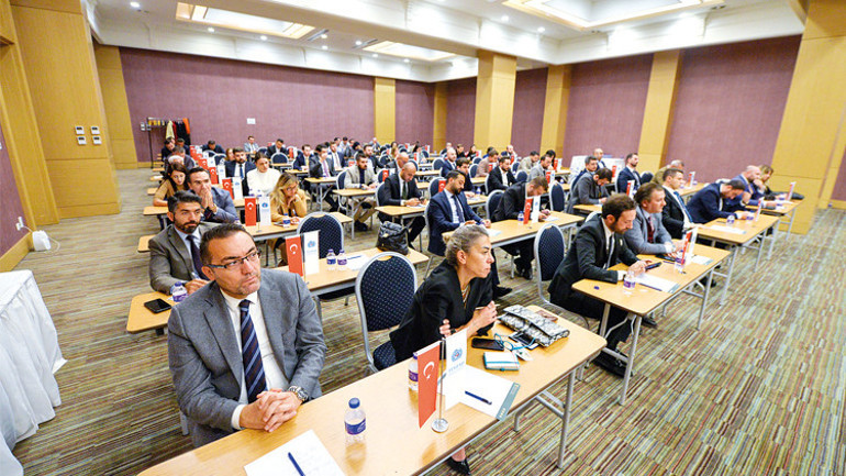 TÜGİAD’dan panel desteği çağrısı