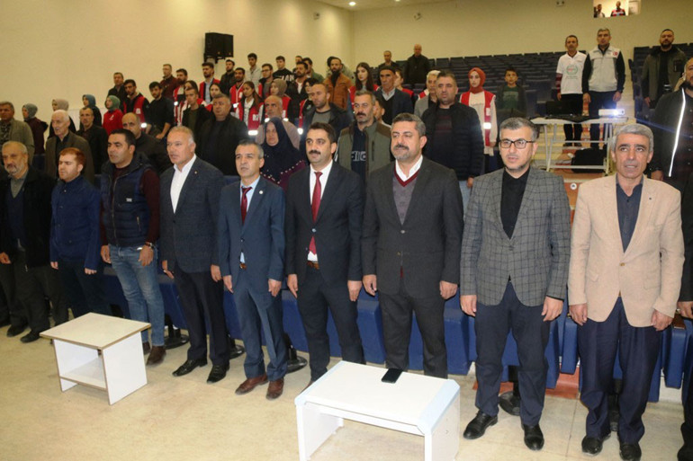 Bitlis’te 50 akülü sandalye dağıtımı yapıldı