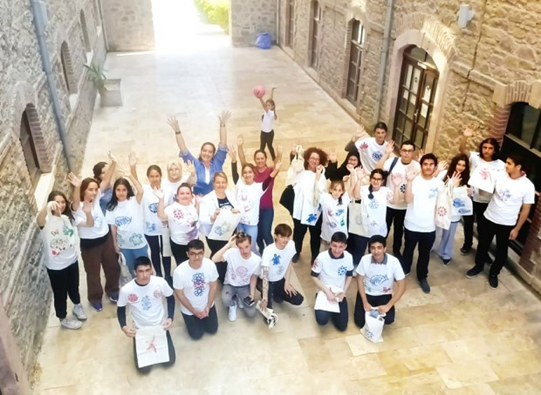 Enkazdan iyilik çıktı