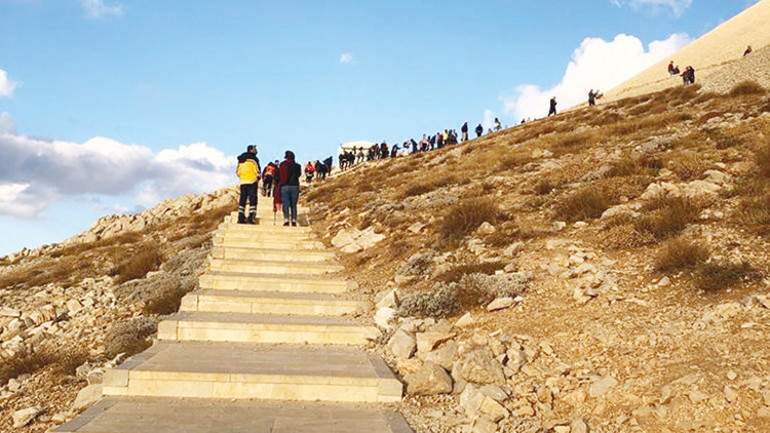 Nemrut’ta krallara botoks