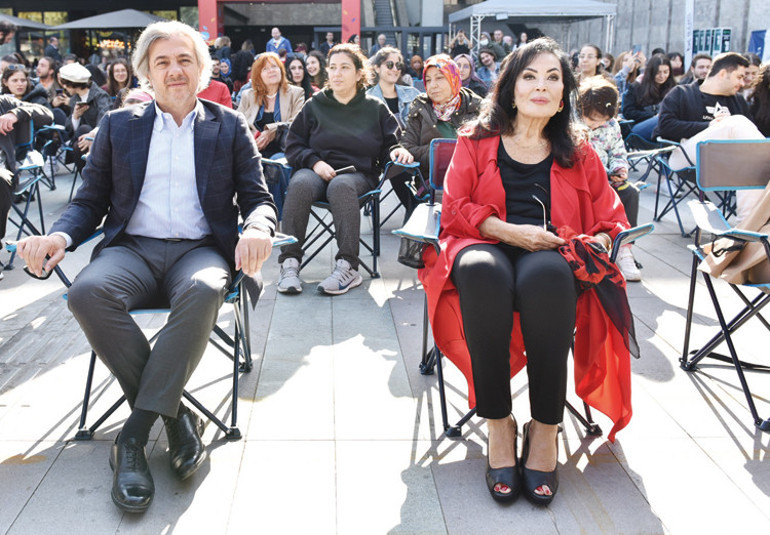 Asya’yı bir de benimle izleyin