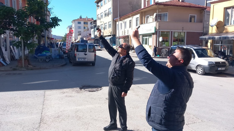 Parçalı Güneş tutulması Türkiyeden böyle gözlemlendi... İşte tutulmadan kareler
