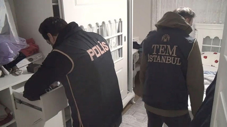 İstanbulda FETÖnün gaybubet evlerine operasyon: 18 gözaltı