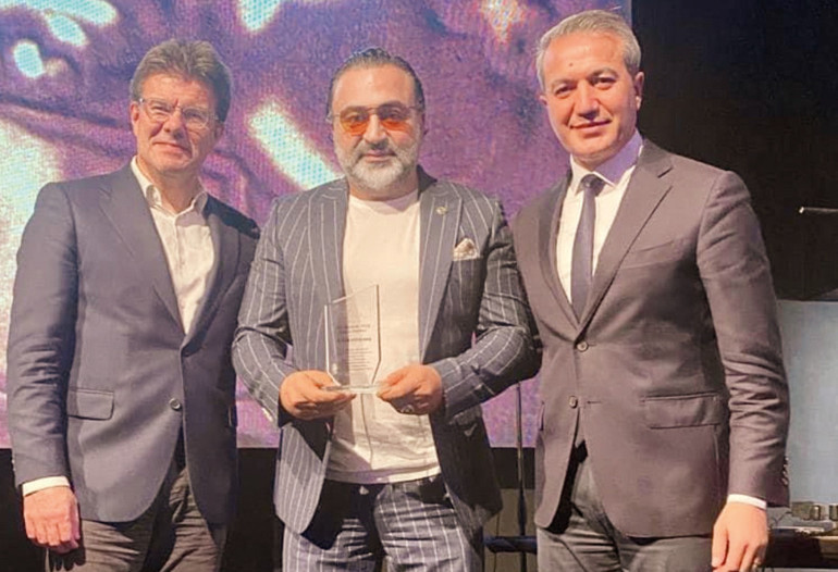 Yeni gözdesi ‘Miss Mas’