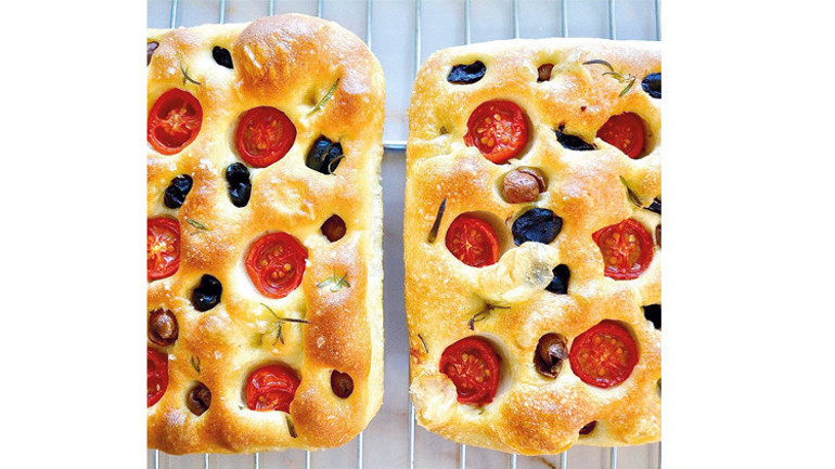 İsteyene patlıcanlı topik, isteyene tiramisu...