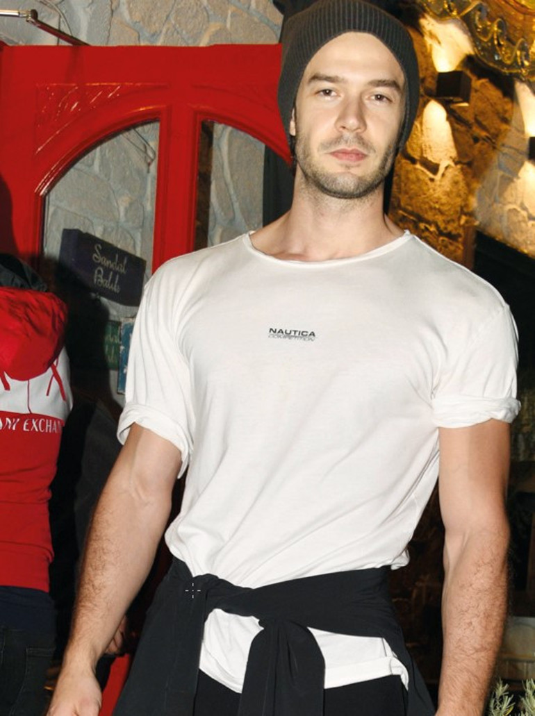 2020 yılında eşini kaybetmişti... Özgü Namal 2 yıl sonra gecelerde