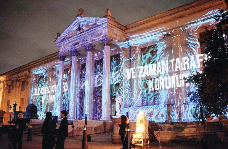 Her disiplinden eser