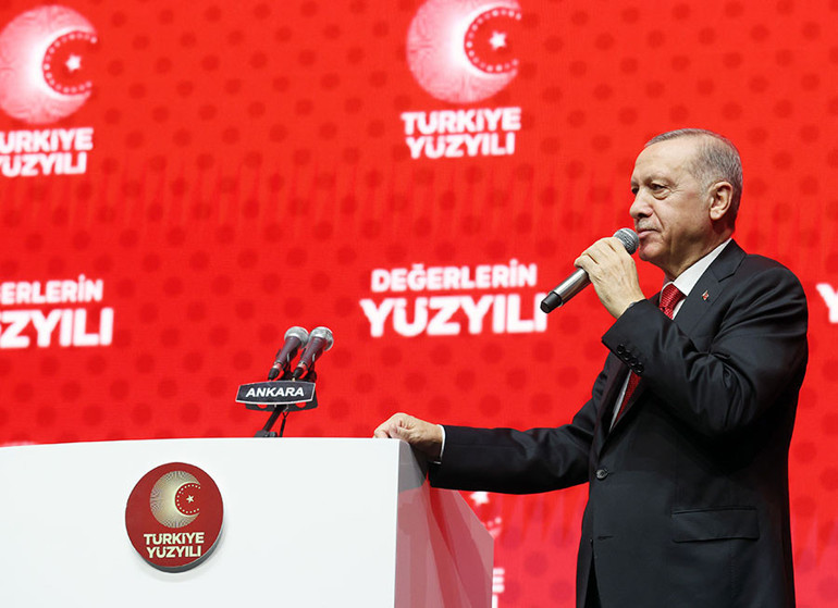 Uzman isimler Türkiye Yüzyılını yorumladı: Yeni Kızılelma... Erdoğan bilinen siyasete format attı