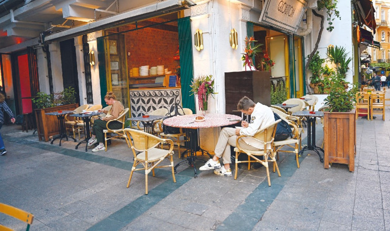 Yine yeni yeniden Asmalı