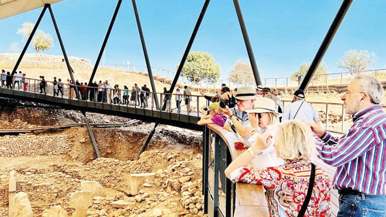 Akın akın geliyorlar Hedef 1 milyon ziyaretçi