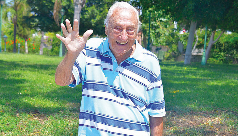 Ebru Şallı gururuna yediremiyor